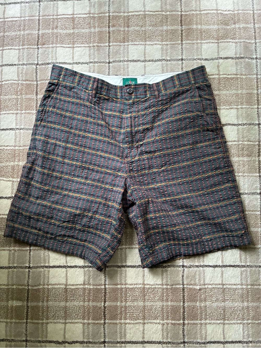 J. Crew Men's 9” Relaxed Seersucker Shorts. Size 35 Waist.
